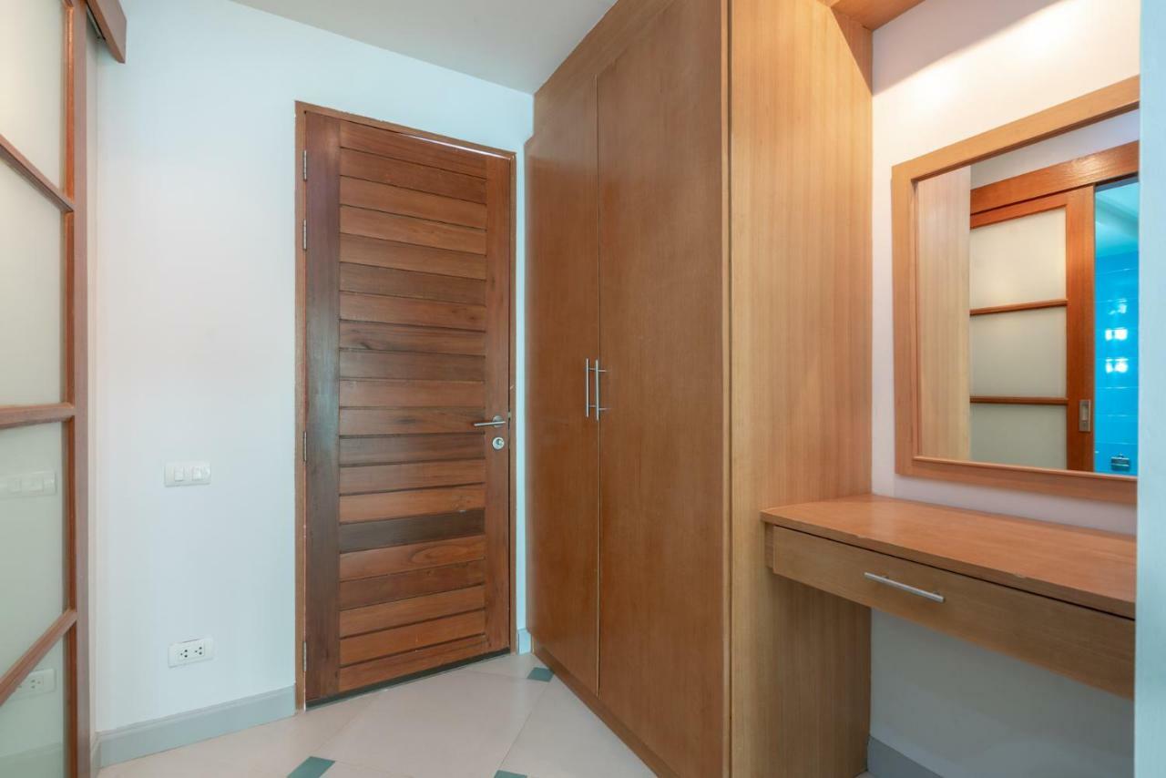 Condor Apartment Nai Harn Екстер'єр фото