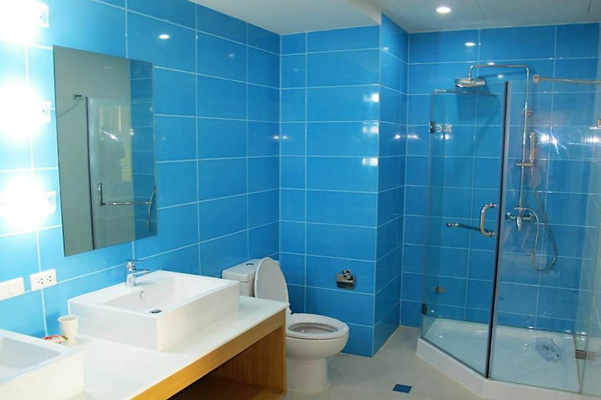 Condor Apartment Nai Harn Екстер'єр фото