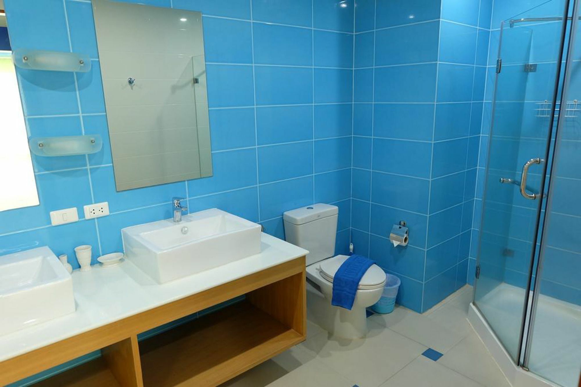 Condor Apartment Nai Harn Екстер'єр фото
