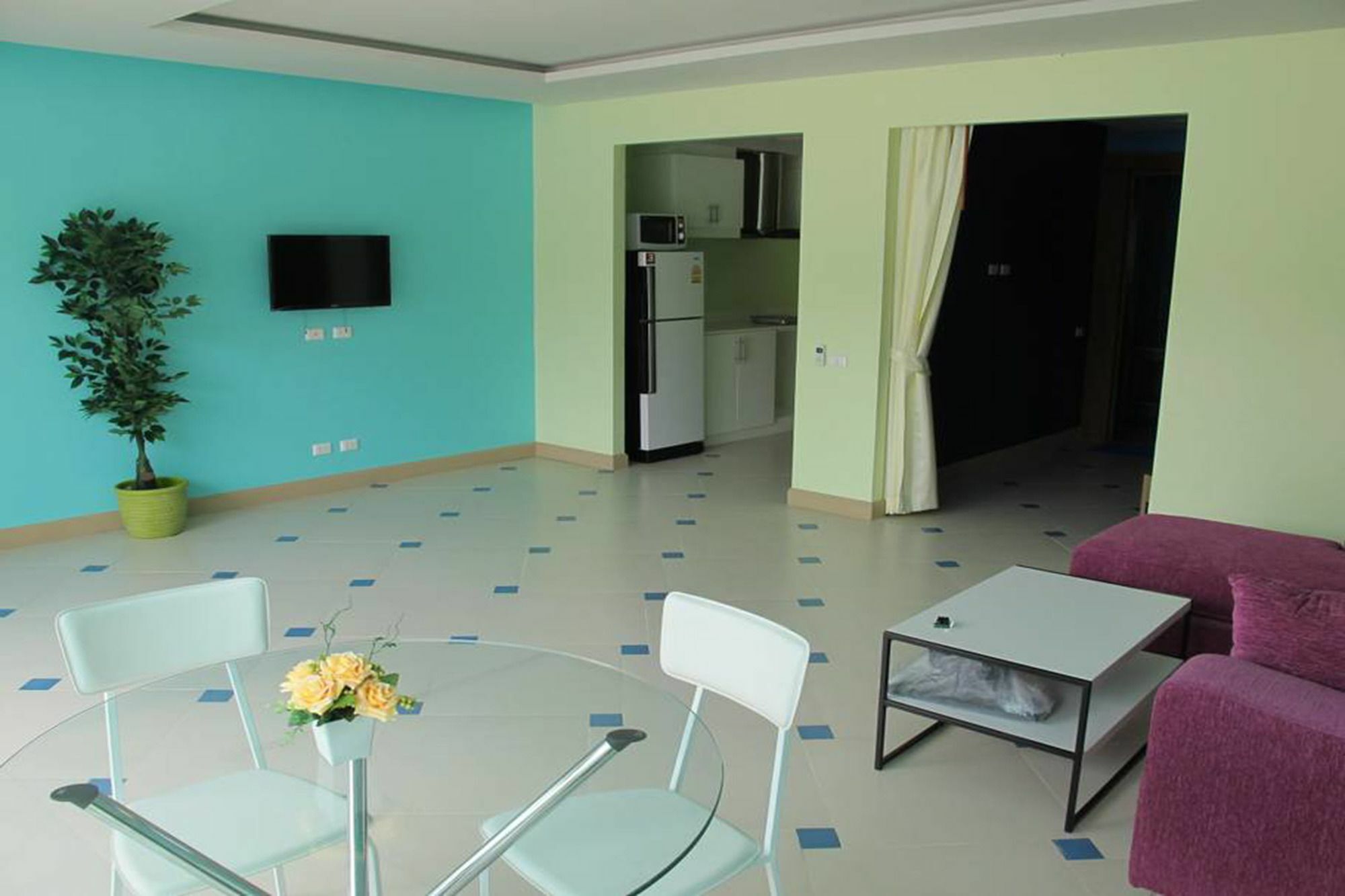 Condor Apartment Nai Harn Екстер'єр фото